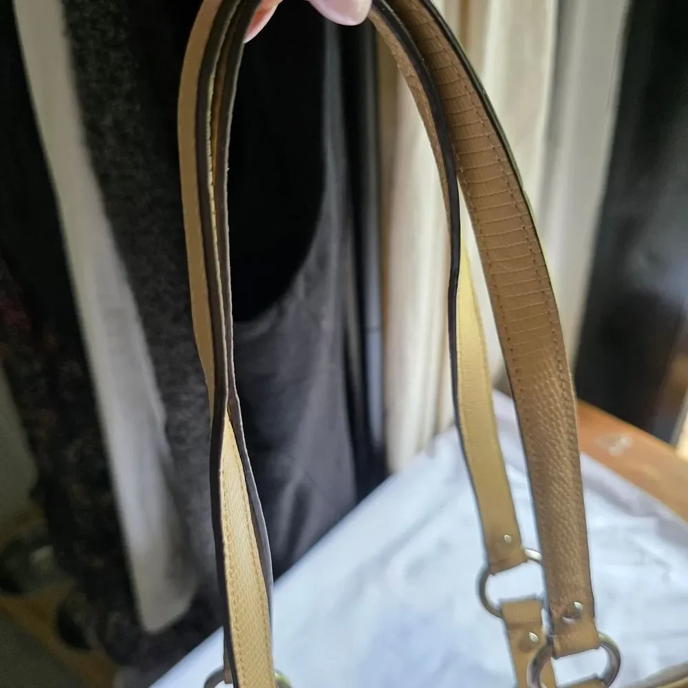 Coach Y2K Signature Tote Tan